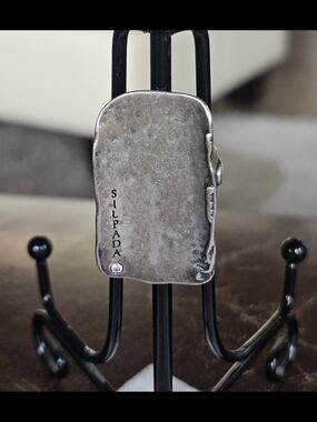 Silpada Hammered Sterling Silver Ring with Single Crystal Accent.
